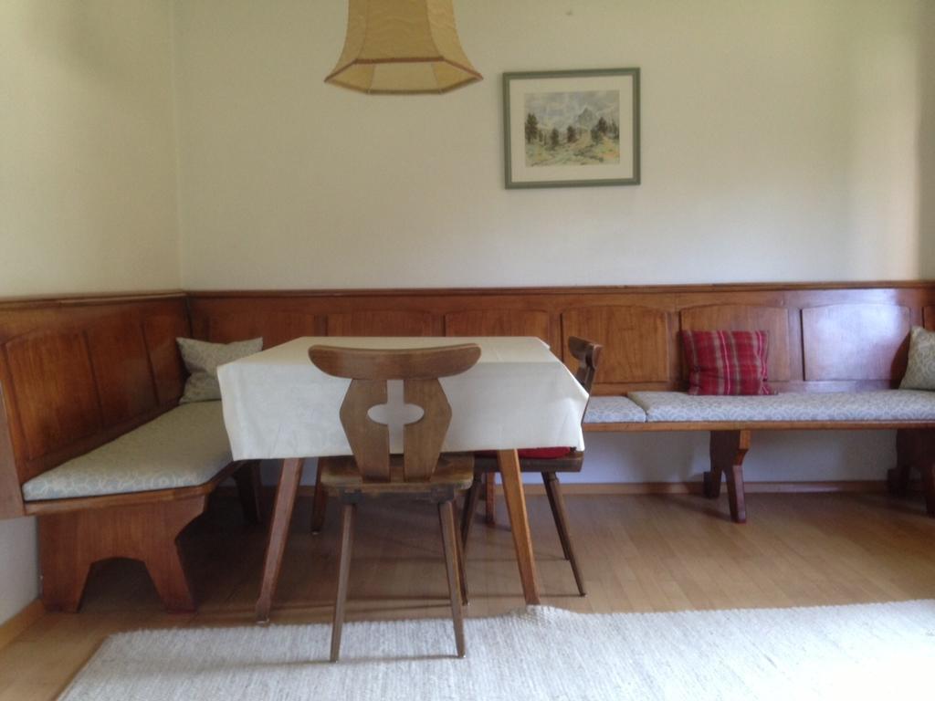 Apartmán Haus Riedl Seefeld in Tirol Pokoj fotografie